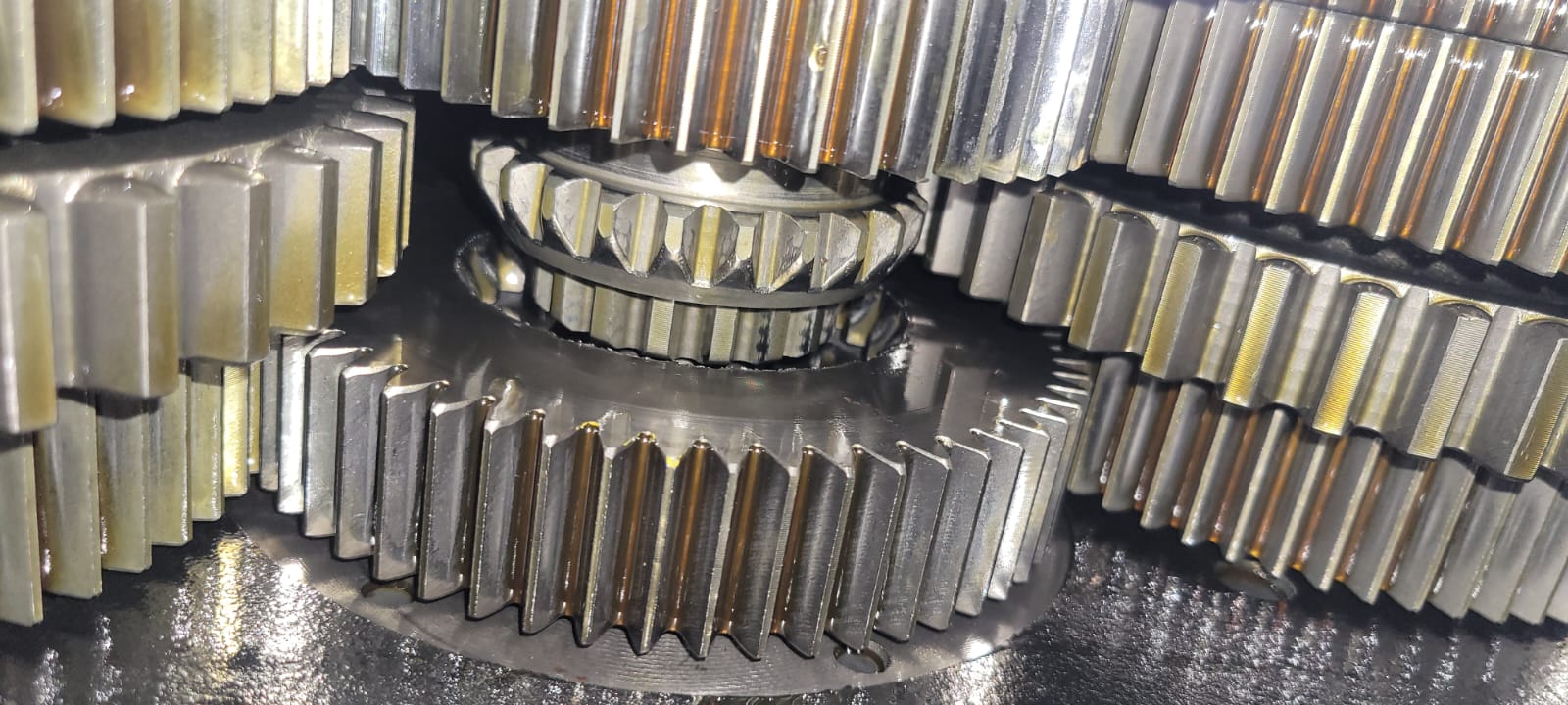 Gear service
